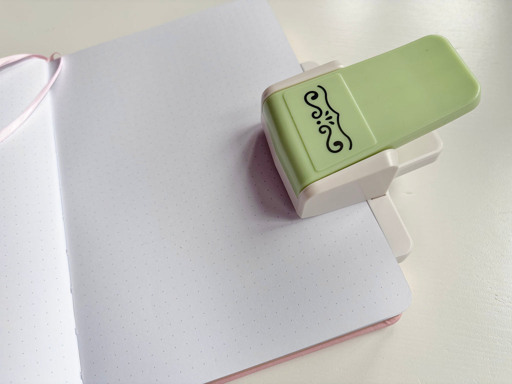 Locher mit Randmuster für Journal und Scrapbook – Produktbild 3